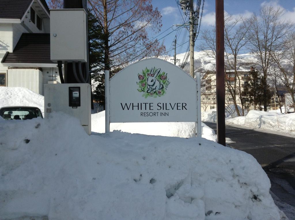 White Silver Hakuba Exterior photo